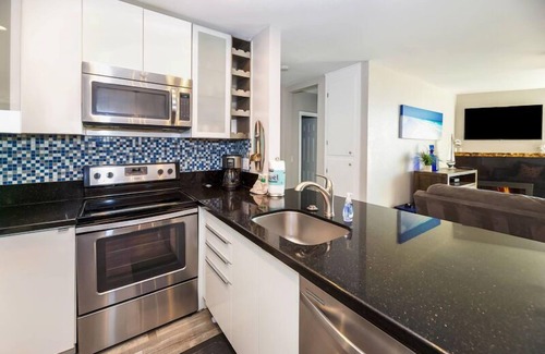 Oceanside Condo | Luxury remodel - Secluded with stunning Ocean views - B301 North Coast Village