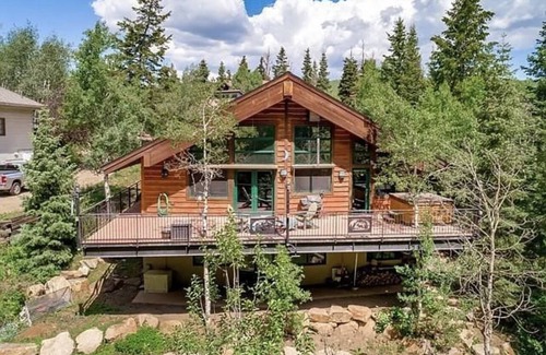 Summit Park Ski Chalet | Luxury retreat, 10 mins to 6 top ski resorts. Public transportation to downtown.