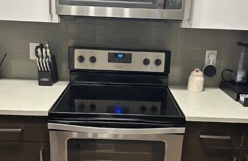 Cumberland Apartment | Luxury Retreat at the Batterynn
