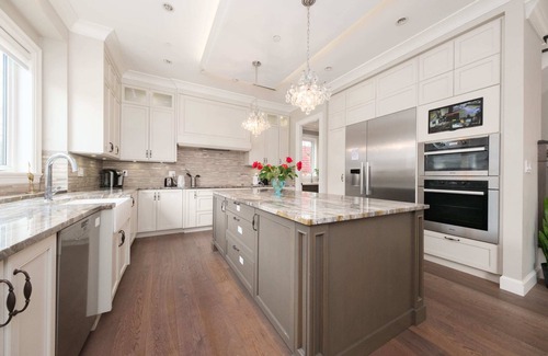 Dunbar House | Luxury Retreat in Vancouver’s Dunbar Neighborhood