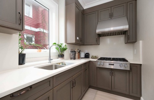 Dunbar House | Luxury Retreat in Vancouver’s Dunbar Neighborhood