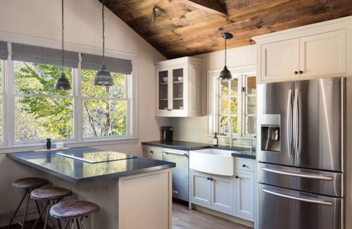 Faber Cottage | Luxury Retreat Perfect for Reconnecting w/Nature