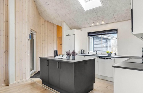 Frederikssund Municipality House | Luxury Retreat with Pool - By Traum Ferienwohnungen