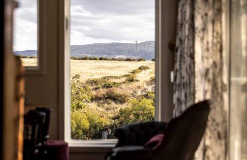 Avoca House | Luxury river cottage, gateway to the East Coast