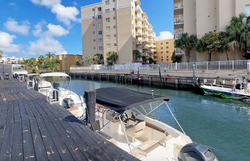 West Little Havana House | Luxury RiverFront By Renzzi