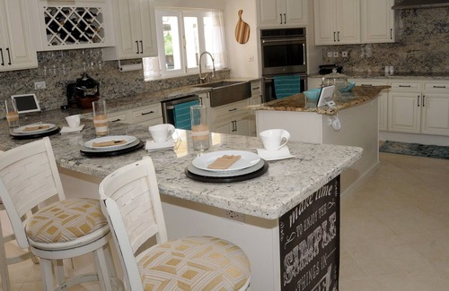 Inch Marlowe Villa | Luxury romantic air conditioned hidden gem with spectacular Caribbean Sea views