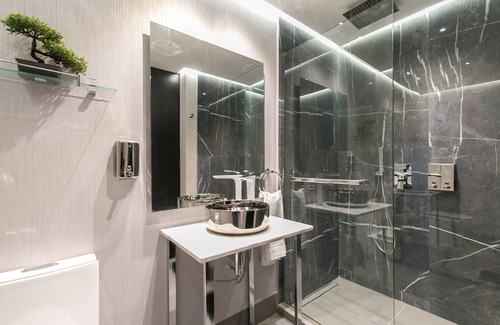 El Poblado Hotel | Luxury Room with View, Balcony