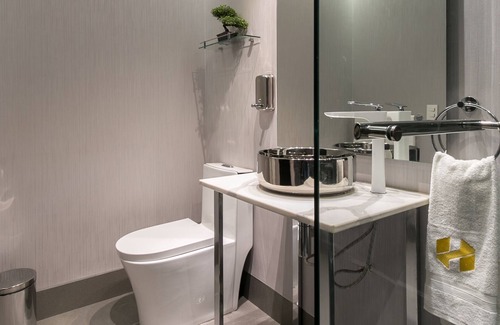 El Poblado Hotel | Luxury Room with View, Balcony