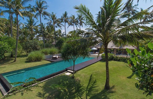 Ketewel Villa | Luxury Rooted in Serenity – Bali Villa 1074