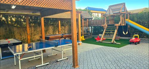 Al Ahyaa Villa | Luxury Royal Blue Family Villa 8pers private pool