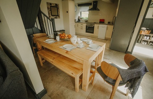 Litton Cottage | Luxury Rural Holiday Cottage With Log Burner