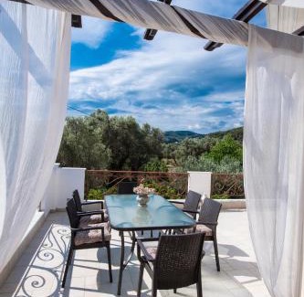 Lefkada Town Villa | Luxury Rustic Villa Mountain View