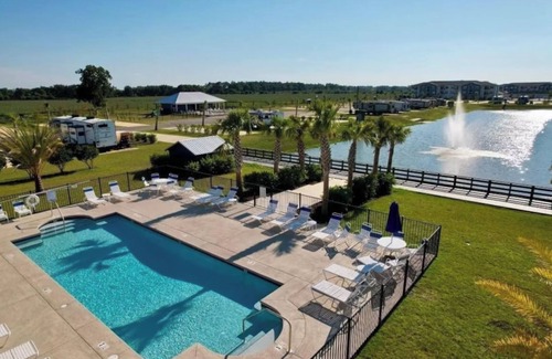 Foley RV Rental | Luxury RV Lot in Grand Riviera Resort in Foley, AL