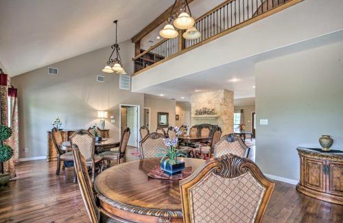 San Antonio House | Luxury San Antonio Retreat 110-Acre Private Ranch