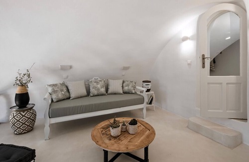 Exo Gonia Villa | Luxury Santorini Suite | Grand Suite | 2 Bedrooms | Terrace with Stunning Sea.