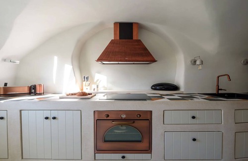 Episkopi Gonias Villa | Luxury Santorini Villa | Potamos Luxury House | 2 Bedrooms | Private Heated.