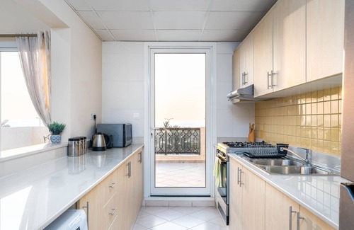 Bab Al Bahr Apartment | Luxury Sea View 1B Apartment in RAK