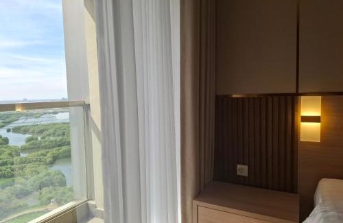 Pantai Indah Kapuk Apartment | Luxury Sea View Free WIFI Nice and Cozy Gold Coast Apartment PIK Next to Oakwood Hotel by Blezz