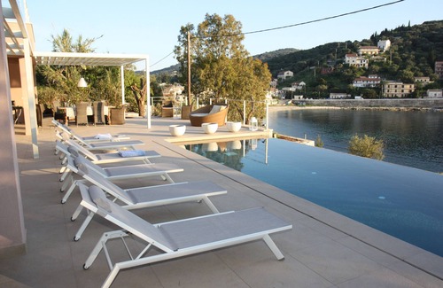 Kassiopi Villa | Luxury seafront Villa in Kassiopi