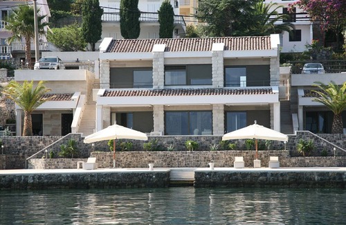 Krasici Villa | Luxury seafront villa Krasici