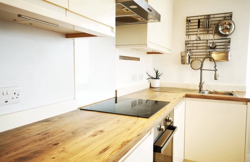 East Wittering Apartment | Luxury seaside apartment in East Wittering village