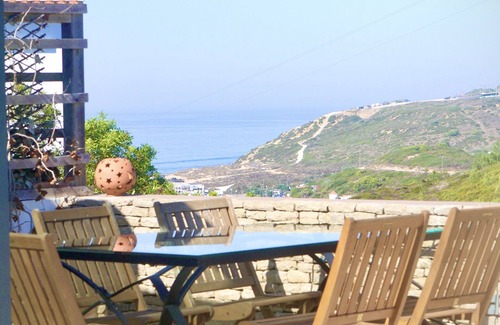 Barril de Cima Villa | Luxury Seaside Beach, Family Villa with pool and private garden near Ericeira