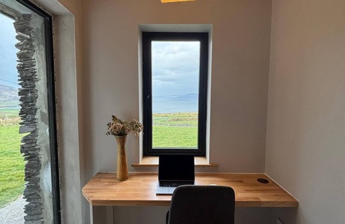 Caherdaniel Cottage | Luxury Seaside Cottage, Stunning Ocean Views, Waterville, Ring of Kerry