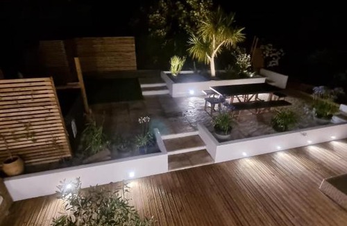 Porthtowan House | Luxury Seaside Property with Hot Tub & Sea Views