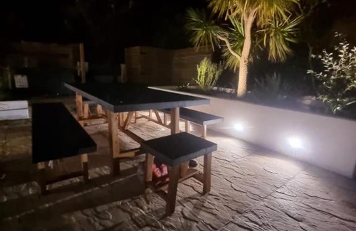 Porthtowan House | Luxury Seaside Property with Hot Tub & Sea Views
