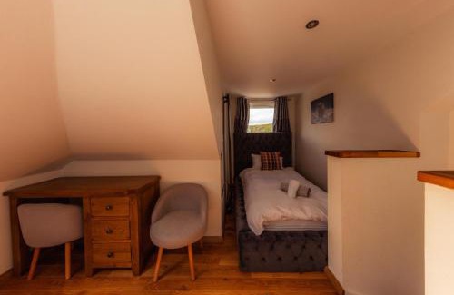 Isle of Skye Apartment | Luxury Seaview Cottage by Fairy Pools