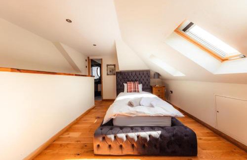 Isle of Skye Apartment | Luxury Seaview Cottage by Fairy Pools