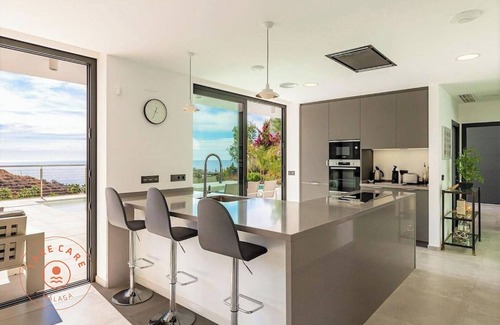 Torrox Costa Villa | Luxury Seaview Villa Leala - TakeCareMalaga