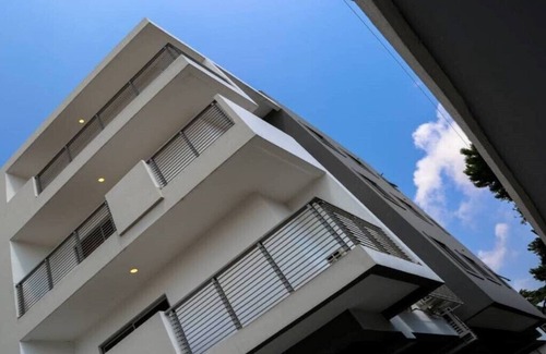 Lekki Phase 1 House | luxury&secure 2bedroom apartments 24/7 electricity 2/3/7