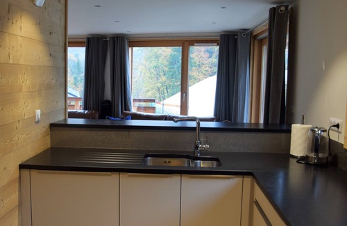Montriond Ski Chalet | Luxury Self Catered Chalet with hot tub, Morzine-Avoriaz, Portes Du Soleil