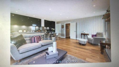 Fairfield Apartment | LUXURY SERVICED APARTMENT*
