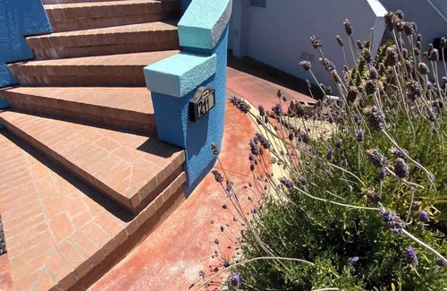 Excelsior House | Luxury SF Retreat! Private Patio/2bd/Full Kitchen