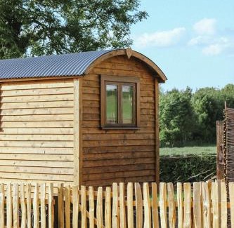 Shackerstone Other | Luxury Shepherds Hut, Hot Tub & Fenced Garden