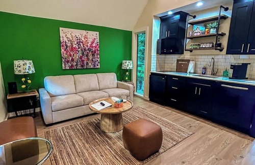 Wildwood Apartment | Luxury Side-by-Side Cabins in Wildwood, GA
