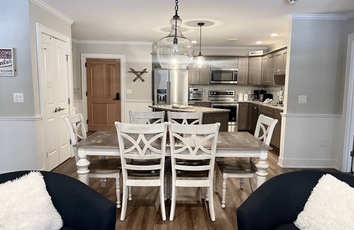North Conway Condo | Luxury SKI IN/SKI OUT Kearsarge Brook Condo 3 bed, 2 bath at Cranmore Mountain!