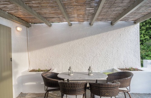Kanapitsa Villa | Luxury Skiathos Villa | Holiday Deluxe 1 Bedroom | Vromolimnos