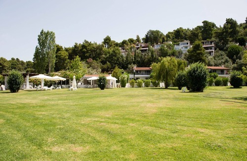 Kanapitsa Villa | Luxury Skiathos Villa | Three-Bedroom Villa | Vromolimnos