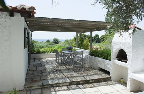 Kanapitsa Villa | Luxury Skiathos Villa | Three-Bedroom Villa | Vromolimnos