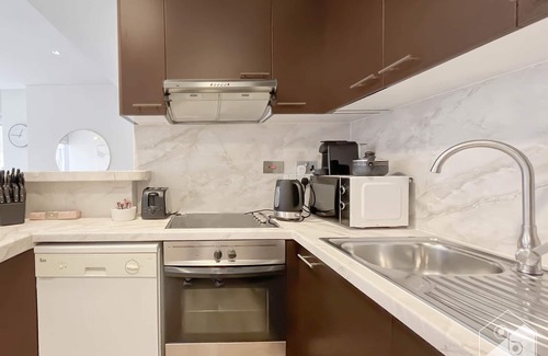 Bur Dubai Apartment | Luxury Skygardens Gorgeous 2B