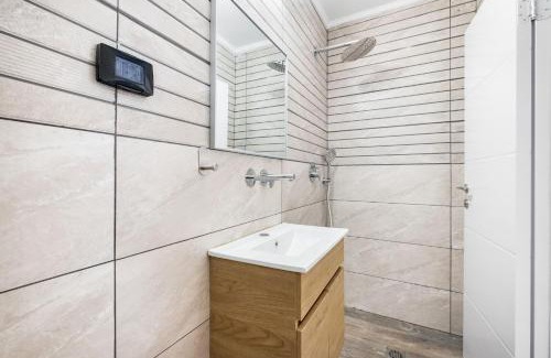 Ashdod Apartment | Luxury Small Unit with Mamad
