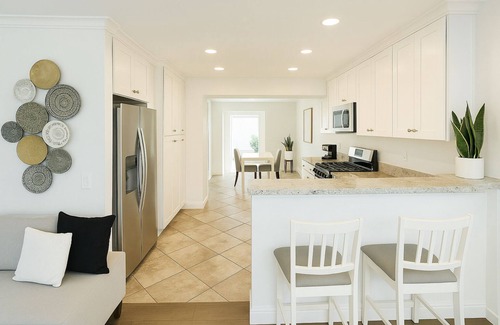 Laguna Hills Condo | Luxury spacious 1 bedroom 10 minutes to beach 5 min to Irvine spectrum