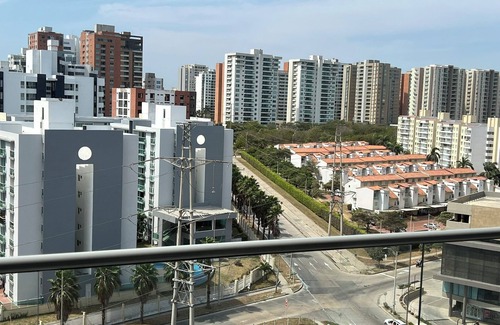 Riomar Apartment | Luxury Spacious 3-bedroom apartment with WiFi, AC in vibrant Barranquilla