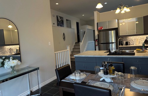 London House | Luxury Spacious 5-Bedroom Home