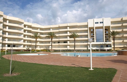 Gale Apartment | Luxury, spacious Gale apartment with superb sea views