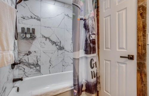 Loveland House | Luxury Spacious House Great For A Family Retreat