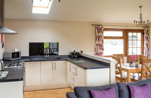 Hinton Ski Chalet | Luxury spacious lodge.